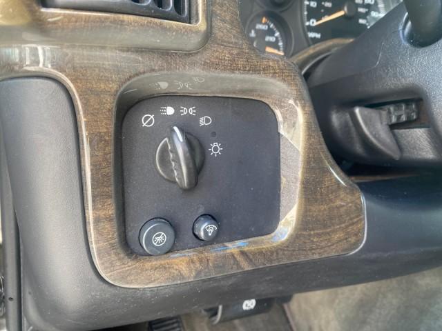 2004 Sandalwood Metallic /Neutral Chevrolet Express Passenger 1 OWNER HI TOP EXPLORER CONVERSION (1GBFG15T141) with an 5.3L Vortec 5300 V8 SFI Engine engine, Automatic transmission, located at 4701 North Dixie Hwy, Pompano Beach, FL, 33064, (954) 422-2889, 26.240938, -80.123474 - OUR WEBPAGE FLORIDACARS1.COM HAS OVER 100 PHOTOS AND FREE CARFAX LINK 2004 Chevrolet Express 1500 EXPLORER HIGH TOP CONVERSION TOP OF THE LINE LEATHER LOADED DUAL DOORS ON BOTH SIDES ONE OF A KIND FIND WILL NOT LAST IN STOCK Van 5.3L V8 F Gasoline 20 MPG Rear Wheel Drive Features ABS Brakes Air Cond - Photo#53