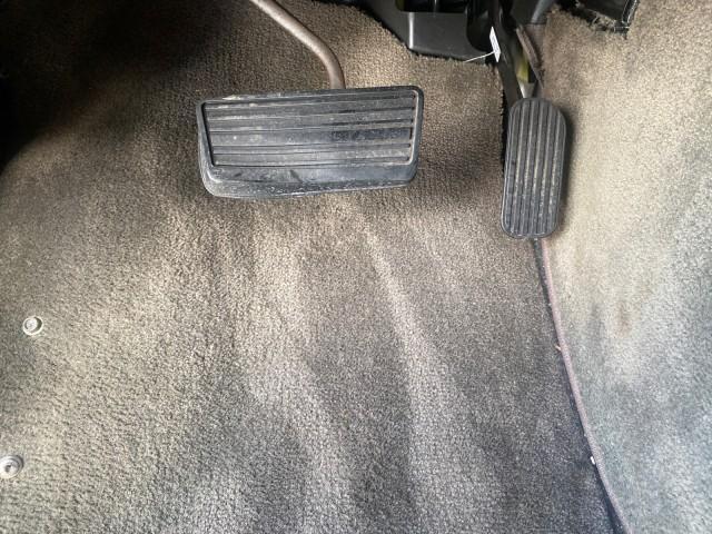 2004 Sandalwood Metallic /Neutral Chevrolet Express Passenger 1 OWNER HI TOP EXPLORER CONVERSION (1GBFG15T141) with an 5.3L Vortec 5300 V8 SFI Engine engine, Automatic transmission, located at 4701 North Dixie Hwy, Pompano Beach, FL, 33064, (954) 422-2889, 26.240938, -80.123474 - OUR WEBPAGE FLORIDACARS1.COM HAS OVER 100 PHOTOS AND FREE CARFAX LINK 2004 Chevrolet Express 1500 EXPLORER HIGH TOP CONVERSION TOP OF THE LINE LEATHER LOADED DUAL DOORS ON BOTH SIDES ONE OF A KIND FIND WILL NOT LAST IN STOCK Van 5.3L V8 F Gasoline 20 MPG Rear Wheel Drive Features ABS Brakes Air Cond - Photo#54