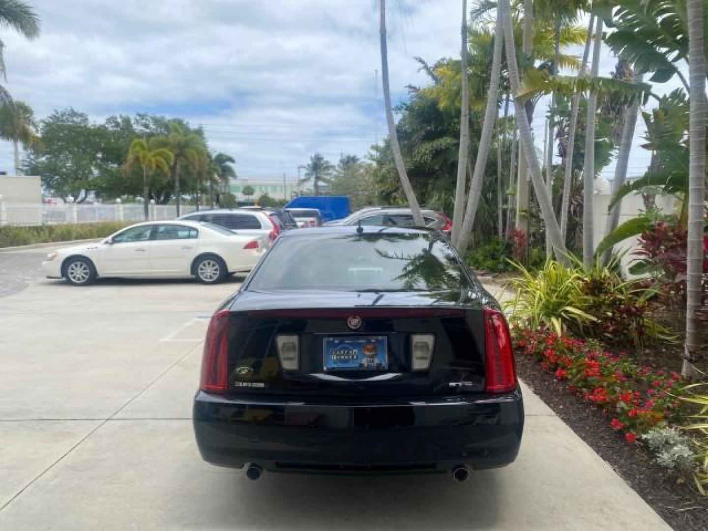 2008 Black Raven /Ebony Cadillac STS RWD 1 OWNERLOW MILES 39813 (1G6DW67V380) with an 3.6L VVT V6 DI Engine engine, Automatic transmission, located at 4701 North Dixie Hwy, Pompano Beach, FL, 33064, (954) 422-2889, 26.240938, -80.123474 - OUR WEBPAGE FLORIDACARS1.COM HAS OVER 100 PHOTOS AND FREE CARFAX LINK 2008 Cadillac STS V6 Sedan 4 DR 3.6L V6 F Gasoline 26 MPG Features A/C Seat(s) ABS Brakes Air Conditioning Alloy Wheels AM/FM Stereo Automatic Transmission Bluetooth Technology BOSE Sound System CD Audio Cruise Control Front Seat- Photo#6