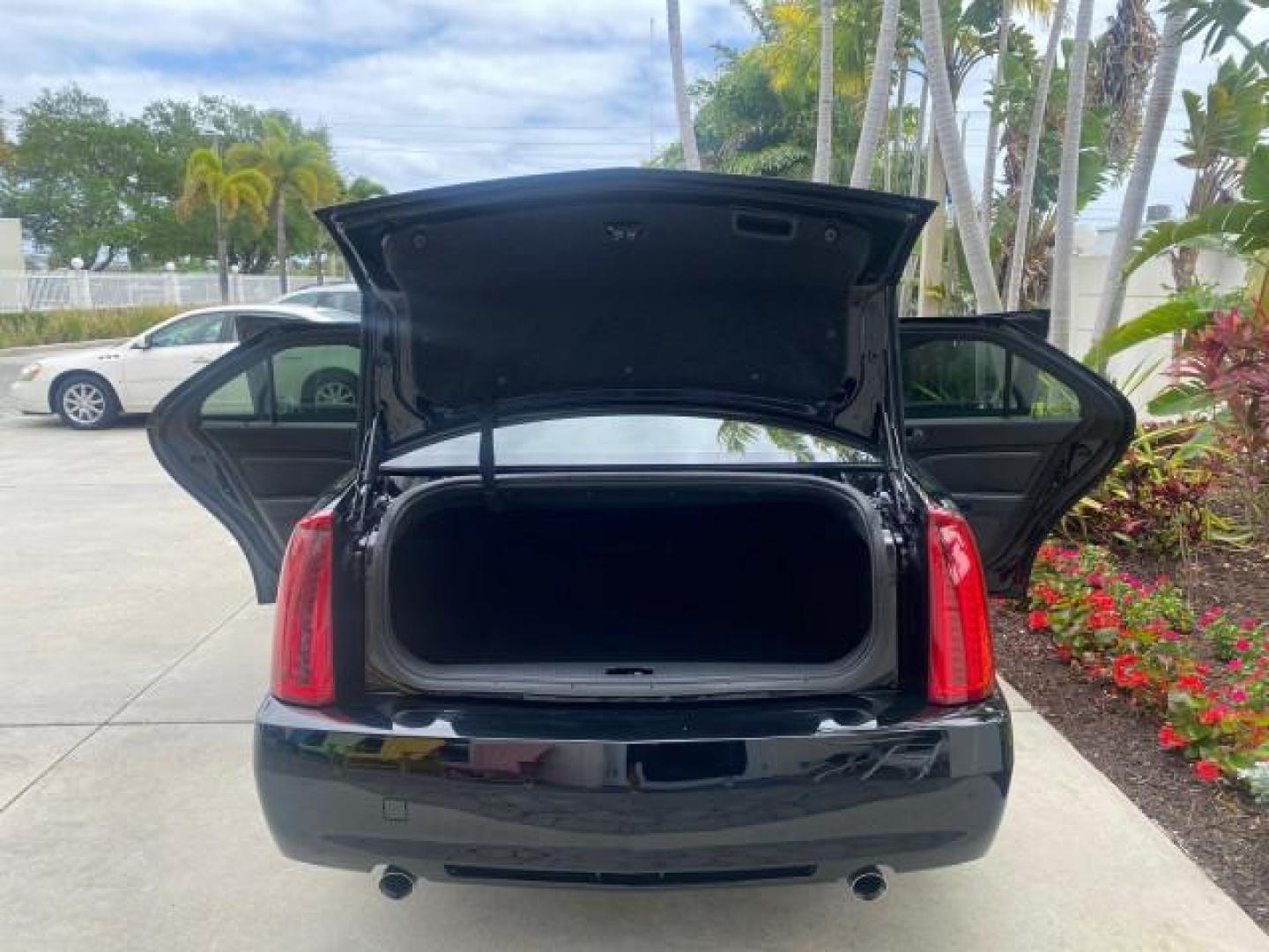 2008 Black Raven /Ebony Cadillac STS RWD 1 OWNERLOW MILES 39813 (1G6DW67V380) with an 3.6L VVT V6 DI Engine engine, Automatic transmission, located at 4701 North Dixie Hwy, Pompano Beach, FL, 33064, (954) 422-2889, 26.240938, -80.123474 - OUR WEBPAGE FLORIDACARS1.COM HAS OVER 100 PHOTOS AND FREE CARFAX LINK 2008 Cadillac STS V6 Sedan 4 DR 3.6L V6 F Gasoline 26 MPG Features A/C Seat(s) ABS Brakes Air Conditioning Alloy Wheels AM/FM Stereo Automatic Transmission Bluetooth Technology BOSE Sound System CD Audio Cruise Control Front Seat- Photo#15