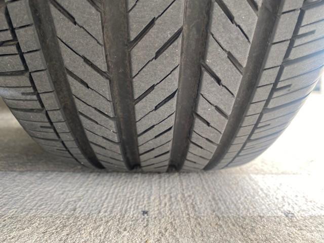 2008 Black Raven /Ebony Cadillac STS AWD LOW MILES 39,813 1 OWNER (1G6DW67V380) with an 3.6L VVT V6 DI Engine engine, Automatic transmission, located at 4701 North Dixie Hwy, Pompano Beach, FL, 33064, (954) 422-2889, 26.240938, -80.123474 - OUR WEBPAGE FLORIDACARS1.COM HAS OVER 100 PHOTOS AND FREE CARFAX LINK 2008 Cadillac STS V6 AWD Sedan 4 DR 3.6L V6 F Gasoline 26 MPG Features A/C Seat(s) ABS Brakes Air Conditioning Alloy Wheels AM/FM Stereo Automatic Transmission Bluetooth Technology BOSE Sound System CD Audio Cruise Control Front S - Photo#20