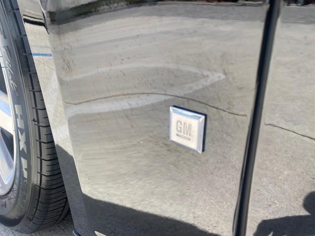 2008 Black Raven /Ebony Cadillac STS AWD LOW MILES 39,813 1 OWNER (1G6DW67V380) with an 3.6L VVT V6 DI Engine engine, Automatic transmission, located at 4701 North Dixie Hwy, Pompano Beach, FL, 33064, (954) 422-2889, 26.240938, -80.123474 - OUR WEBPAGE FLORIDACARS1.COM HAS OVER 100 PHOTOS AND FREE CARFAX LINK 2008 Cadillac STS V6 AWD Sedan 4 DR 3.6L V6 F Gasoline 26 MPG Features A/C Seat(s) ABS Brakes Air Conditioning Alloy Wheels AM/FM Stereo Automatic Transmission Bluetooth Technology BOSE Sound System CD Audio Cruise Control Front S - Photo#39