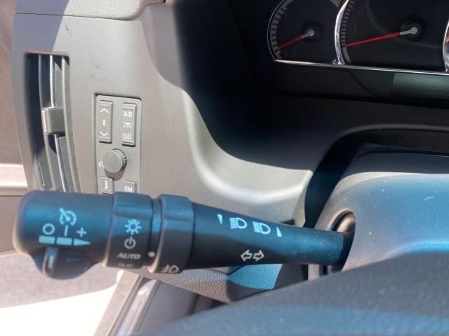 2008 Black Raven /Ebony Cadillac STS AWD LOW MILES 39,813 1 OWNER (1G6DW67V380) with an 3.6L VVT V6 DI Engine engine, Automatic transmission, located at 4701 North Dixie Hwy, Pompano Beach, FL, 33064, (954) 422-2889, 26.240938, -80.123474 - OUR WEBPAGE FLORIDACARS1.COM HAS OVER 100 PHOTOS AND FREE CARFAX LINK 2008 Cadillac STS V6 AWD Sedan 4 DR 3.6L V6 F Gasoline 26 MPG Features A/C Seat(s) ABS Brakes Air Conditioning Alloy Wheels AM/FM Stereo Automatic Transmission Bluetooth Technology BOSE Sound System CD Audio Cruise Control Front S - Photo#52