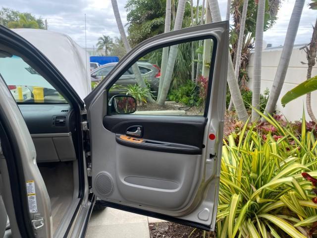 2005 Silver Pearl /Grey Saturn Relay Relay 2 VAN LOW MILES 64,057 1 OWNER (5GZDV03LX5D) with an 3.5L OHV SMPI 12-Valve V6 Aluminum Engine engine, Automatic transmission, located at 4701 North Dixie Hwy, Pompano Beach, FL, 33064, (954) 422-2889, 26.240938, -80.123474 - OUR WEBPAGE FLORIDACARS1.COM HAS OVER 100 PHOTOS AND FREE CARFAX LINK 2005 Saturn Relay 2 1 OWNER AUTO CHECK IS CORRECT CARFAX STATES 2 OWNERS THIS IS INCORRECT Van 3.5L V6 F Gasoline MPG 24 Front Wheel Drive Features ABS Brakes Air Conditioning Alloy Wheels AM/FM Stereo Automatic Transmission CD Au - Photo#11