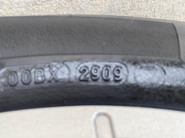 2005 Silver Pearl /Grey Saturn Relay Relay 2 VAN LOW MILES 64,057 1 OWNER (5GZDV03LX5D) with an 3.5L OHV SMPI 12-Valve V6 Aluminum Engine engine, Automatic transmission, located at 4701 North Dixie Hwy, Pompano Beach, FL, 33064, (954) 422-2889, 26.240938, -80.123474 - OUR WEBPAGE FLORIDACARS1.COM HAS OVER 100 PHOTOS AND FREE CARFAX LINK 2005 Saturn Relay 2 1 OWNER AUTO CHECK IS CORRECT CARFAX STATES 2 OWNERS THIS IS INCORRECT Van 3.5L V6 F Gasoline MPG 24 Front Wheel Drive Features ABS Brakes Air Conditioning Alloy Wheels AM/FM Stereo Automatic Transmission CD Au - Photo#36