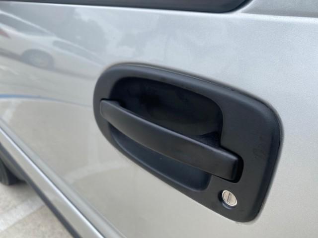 2005 Silver Pearl /Grey Saturn Relay Relay 2 VAN LOW MILES 64,057 1 OWNER (5GZDV03LX5D) with an 3.5L OHV SMPI 12-Valve V6 Aluminum Engine engine, Automatic transmission, located at 4701 North Dixie Hwy, Pompano Beach, FL, 33064, (954) 422-2889, 26.240938, -80.123474 - OUR WEBPAGE FLORIDACARS1.COM HAS OVER 100 PHOTOS AND FREE CARFAX LINK 2005 Saturn Relay 2 1 OWNER AUTO CHECK IS CORRECT CARFAX STATES 2 OWNERS THIS IS INCORRECT Van 3.5L V6 F Gasoline MPG 24 Front Wheel Drive Features ABS Brakes Air Conditioning Alloy Wheels AM/FM Stereo Automatic Transmission CD Au - Photo#38