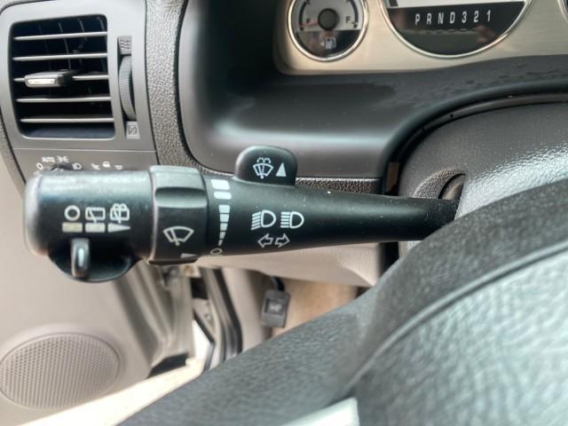 2005 Silver Pearl /Grey Saturn Relay Relay 2 VAN LOW MILES 64,057 1 OWNER (5GZDV03LX5D) with an 3.5L OHV SMPI 12-Valve V6 Aluminum Engine engine, Automatic transmission, located at 4701 North Dixie Hwy, Pompano Beach, FL, 33064, (954) 422-2889, 26.240938, -80.123474 - OUR WEBPAGE FLORIDACARS1.COM HAS OVER 100 PHOTOS AND FREE CARFAX LINK 2005 Saturn Relay 2 1 OWNER AUTO CHECK IS CORRECT CARFAX STATES 2 OWNERS THIS IS INCORRECT Van 3.5L V6 F Gasoline MPG 24 Front Wheel Drive Features ABS Brakes Air Conditioning Alloy Wheels AM/FM Stereo Automatic Transmission CD Au - Photo#51