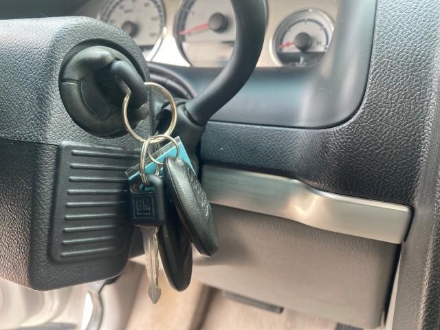 2005 Silver Pearl /Grey Saturn Relay Relay 2 VAN LOW MILES 64,057 1 OWNER (5GZDV03LX5D) with an 3.5L OHV SMPI 12-Valve V6 Aluminum Engine engine, Automatic transmission, located at 4701 North Dixie Hwy, Pompano Beach, FL, 33064, (954) 422-2889, 26.240938, -80.123474 - OUR WEBPAGE FLORIDACARS1.COM HAS OVER 100 PHOTOS AND FREE CARFAX LINK 2005 Saturn Relay 2 1 OWNER AUTO CHECK IS CORRECT CARFAX STATES 2 OWNERS THIS IS INCORRECT Van 3.5L V6 F Gasoline MPG 24 Front Wheel Drive Features ABS Brakes Air Conditioning Alloy Wheels AM/FM Stereo Automatic Transmission CD Au - Photo#55