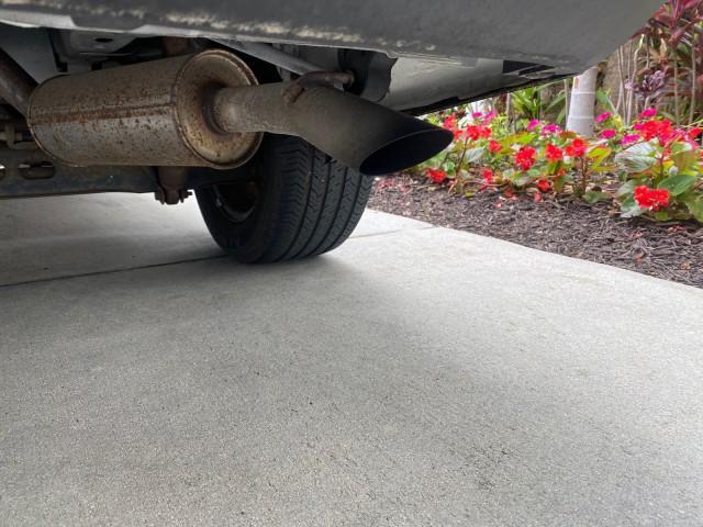 2005 Silver Pearl /Grey Saturn Relay Relay 2 VAN LOW MILES 64,057 1 OWNER (5GZDV03LX5D) with an 3.5L OHV SMPI 12-Valve V6 Aluminum Engine engine, Automatic transmission, located at 4701 North Dixie Hwy, Pompano Beach, FL, 33064, (954) 422-2889, 26.240938, -80.123474 - OUR WEBPAGE FLORIDACARS1.COM HAS OVER 100 PHOTOS AND FREE CARFAX LINK 2005 Saturn Relay 2 1 OWNER AUTO CHECK IS CORRECT CARFAX STATES 2 OWNERS THIS IS INCORRECT Van 3.5L V6 F Gasoline MPG 24 Front Wheel Drive Features ABS Brakes Air Conditioning Alloy Wheels AM/FM Stereo Automatic Transmission CD Au - Photo#94