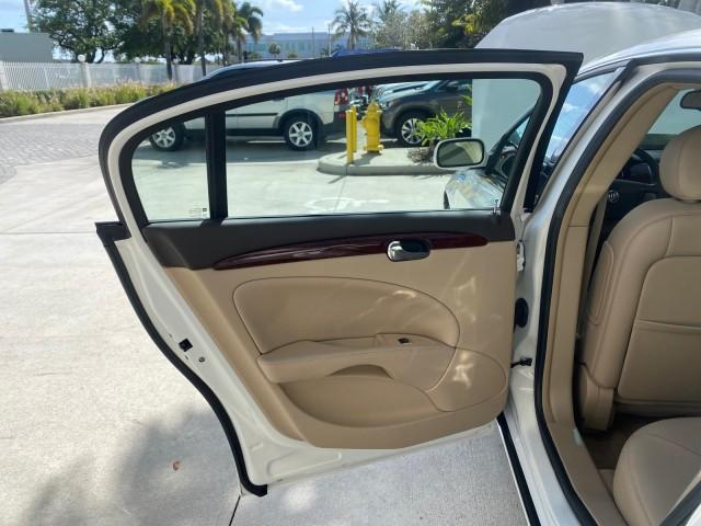 2008 White Opal /Cocoa/Cashmere Buick Lucerne CXL LOW MILES 40,989 1 OWNER (1G4HD57298U) with an 3.8L V6 SFI Engine engine, Automatic transmission, located at 4701 North Dixie Hwy, Pompano Beach, FL, 33064, (954) 422-2889, 26.240938, -80.123474 - OUR WEBPAGE FLORIDACARS1.COM HAS OVER 100 PHOTOS AND FREE CARFAX LINK 2008 Buick Lucerne CXL 1 OWNER CARFAX MINOR BUMPER SCUFF AUTO CHECK 1 OWNER NO ACCIDENTS Sedan 4 DR 3.8L V6 F Gasoline 28 MPG Front Wheel Drive Features ABS Brakes Air Conditioning Alloy Wheels AM/FM Stereo Automatic Transmission - Photo#13