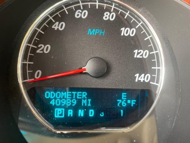 2008 White Opal /Cocoa/Cashmere Buick Lucerne CXL LOW MILES 40,989 1 OWNER (1G4HD57298U) with an 3.8L V6 SFI Engine engine, Automatic transmission, located at 4701 North Dixie Hwy, Pompano Beach, FL, 33064, (954) 422-2889, 26.240938, -80.123474 - OUR WEBPAGE FLORIDACARS1.COM HAS OVER 100 PHOTOS AND FREE CARFAX LINK 2008 Buick Lucerne CXL 1 OWNER CARFAX MINOR BUMPER SCUFF AUTO CHECK 1 OWNER NO ACCIDENTS Sedan 4 DR 3.8L V6 F Gasoline 28 MPG Front Wheel Drive Features ABS Brakes Air Conditioning Alloy Wheels AM/FM Stereo Automatic Transmission - Photo#18