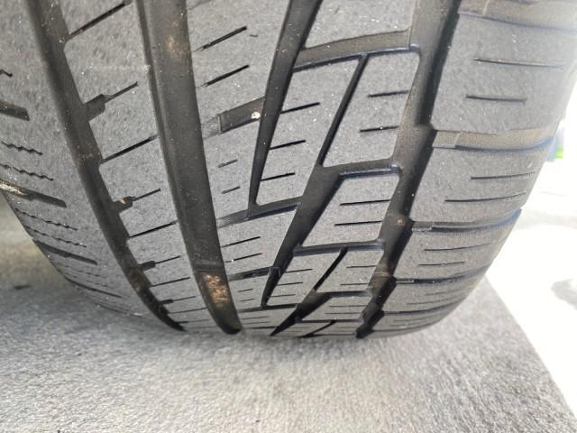 2008 White Opal /Cocoa/Cashmere Buick Lucerne CXL LOW MILES 40,989 1 OWNER (1G4HD57298U) with an 3.8L V6 SFI Engine engine, Automatic transmission, located at 4701 North Dixie Hwy, Pompano Beach, FL, 33064, (954) 422-2889, 26.240938, -80.123474 - OUR WEBPAGE FLORIDACARS1.COM HAS OVER 100 PHOTOS AND FREE CARFAX LINK 2008 Buick Lucerne CXL 1 OWNER CARFAX MINOR BUMPER SCUFF AUTO CHECK 1 OWNER NO ACCIDENTS Sedan 4 DR 3.8L V6 F Gasoline 28 MPG Front Wheel Drive Features ABS Brakes Air Conditioning Alloy Wheels AM/FM Stereo Automatic Transmission - Photo#20