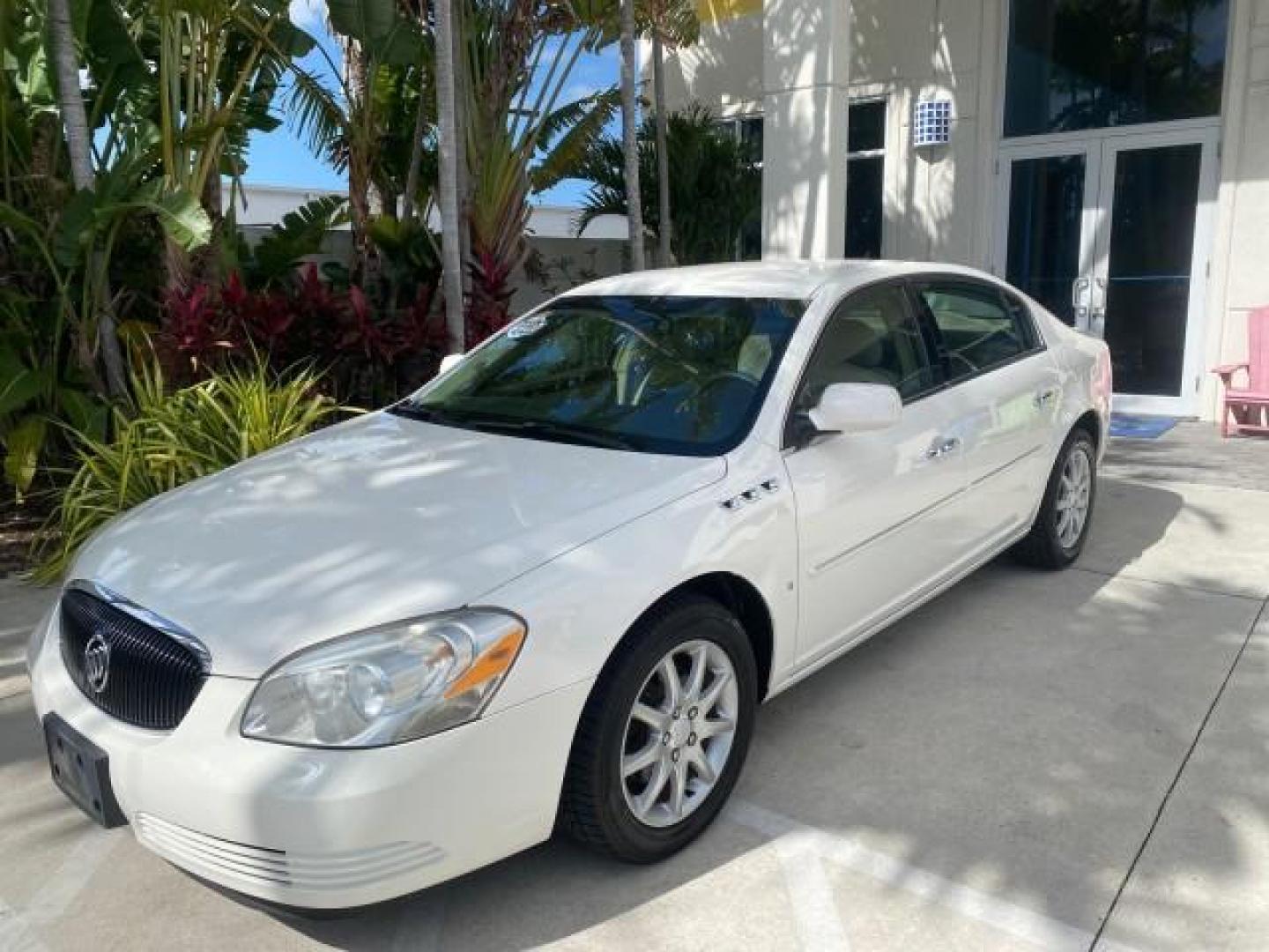 2008 White Opal /Cocoa/Cashmere Buick Lucerne CXL LOW MILES 40,989 1 OWNER (1G4HD57298U) with an 3.8L V6 SFI Engine engine, Automatic transmission, located at 4701 North Dixie Hwy, Pompano Beach, FL, 33064, (954) 422-2889, 26.240938, -80.123474 - OUR WEBPAGE FLORIDACARS1.COM HAS OVER 100 PHOTOS AND FREE CARFAX LINK 2008 Buick Lucerne CXL 1 OWNER CARFAX MINOR BUMPER SCUFF AUTO CHECK 1 OWNER NO ACCIDENTS Sedan 4 DR 3.8L V6 F Gasoline 28 MPG Front Wheel Drive Features ABS Brakes Air Conditioning Alloy Wheels AM/FM Stereo Automatic Transmission- Photo#29