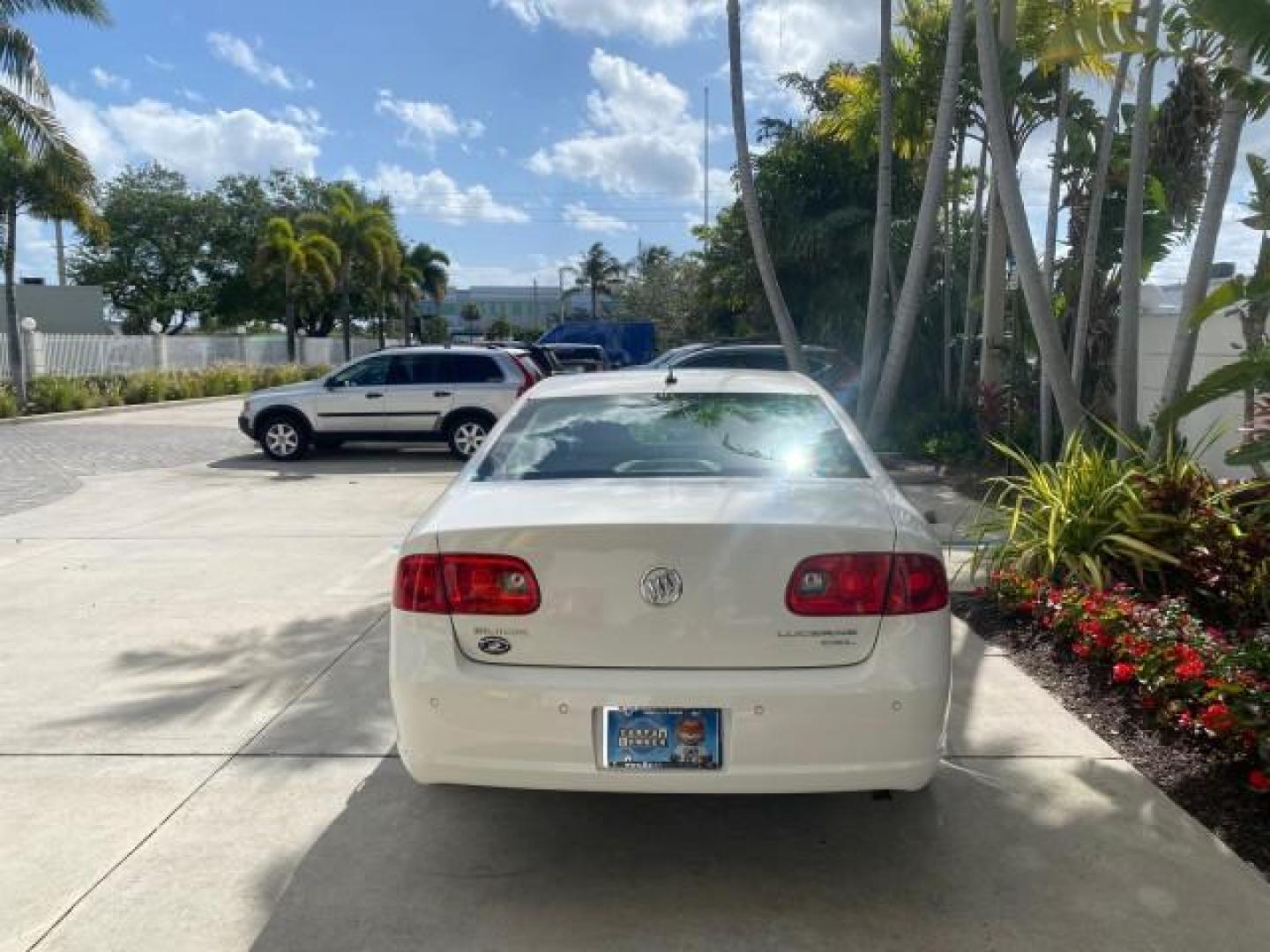 2008 White Opal /Cocoa/Cashmere Buick Lucerne CXL LOW MILES 40,989 1 OWNER (1G4HD57298U) with an 3.8L V6 SFI Engine engine, Automatic transmission, located at 4701 North Dixie Hwy, Pompano Beach, FL, 33064, (954) 422-2889, 26.240938, -80.123474 - OUR WEBPAGE FLORIDACARS1.COM HAS OVER 100 PHOTOS AND FREE CARFAX LINK 2008 Buick Lucerne CXL 1 OWNER CARFAX MINOR BUMPER SCUFF AUTO CHECK 1 OWNER NO ACCIDENTS Sedan 4 DR 3.8L V6 F Gasoline 28 MPG Front Wheel Drive Features ABS Brakes Air Conditioning Alloy Wheels AM/FM Stereo Automatic Transmission- Photo#34