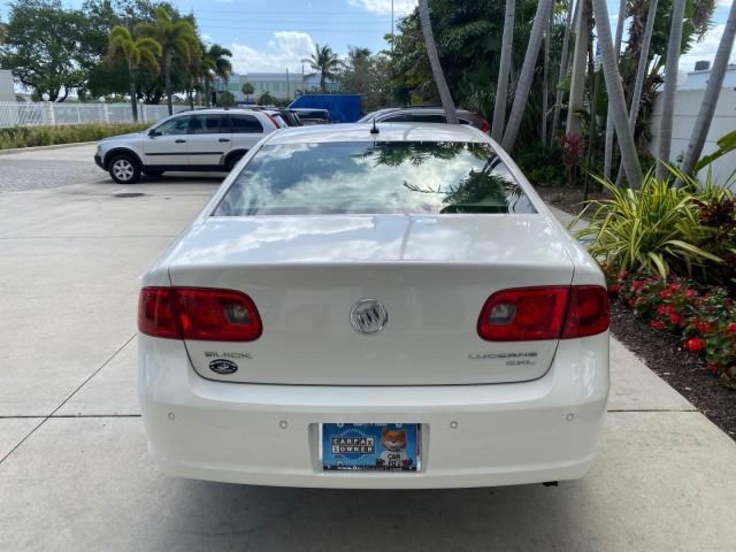 2008 White Opal /Cocoa/Cashmere Buick Lucerne CXL LOW MILES 40,989 1 OWNER (1G4HD57298U) with an 3.8L V6 SFI Engine engine, Automatic transmission, located at 4701 North Dixie Hwy, Pompano Beach, FL, 33064, (954) 422-2889, 26.240938, -80.123474 - OUR WEBPAGE FLORIDACARS1.COM HAS OVER 100 PHOTOS AND FREE CARFAX LINK 2008 Buick Lucerne CXL 1 OWNER CARFAX MINOR BUMPER SCUFF AUTO CHECK 1 OWNER NO ACCIDENTS Sedan 4 DR 3.8L V6 F Gasoline 28 MPG Front Wheel Drive Features ABS Brakes Air Conditioning Alloy Wheels AM/FM Stereo Automatic Transmission- Photo#90