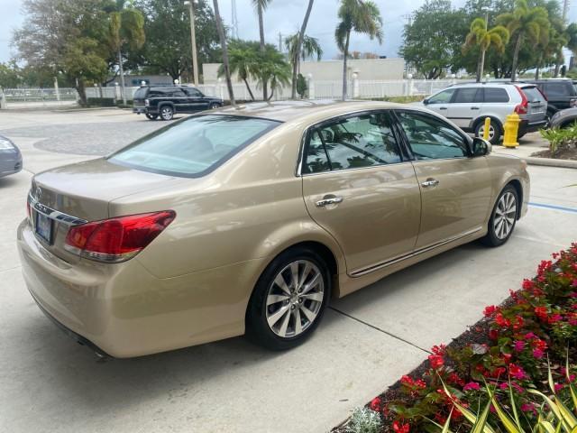 2011 Sandy Beach Metallic /Ivory Toyota Avalon Limited LEATHER LOADED SUNROOF (4T1BK3DB8BU) with an 3.5L DOHC EFI 24-Valve V6 Engine engine, Automatic transmission, located at 4701 North Dixie Hwy, Pompano Beach, FL, 33064, (954) 422-2889, 26.240938, -80.123474 - OUR WEBPAGE FLORIDACARS1.COM HAS OVER 100 PHOTOS AND FREE CARFAX LINK 2011 Toyota Avalon LIMITED LEATHER SUNROOF THE DASH HAS ABSOLUTELY NO CRACKS Sedan 4 DR 3.5L V6 F DOHC 24V Gasoline 29 MPG Front Wheel Drive Features A/C Seat(s) ABS Brakes Air Conditioning Alloy Wheels AM/FM Stereo Automatic Tran - Photo#7