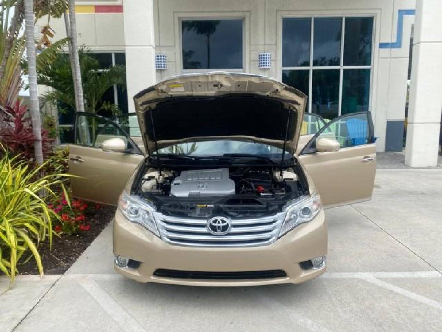 2011 Sandy Beach Metallic /Ivory Toyota Avalon Limited LEATHER LOADED SUNROOF (4T1BK3DB8BU) with an 3.5L DOHC EFI 24-Valve V6 Engine engine, Automatic transmission, located at 4701 North Dixie Hwy, Pompano Beach, FL, 33064, (954) 422-2889, 26.240938, -80.123474 - OUR WEBPAGE FLORIDACARS1.COM HAS OVER 100 PHOTOS AND FREE CARFAX LINK 2011 Toyota Avalon LIMITED LEATHER SUNROOF THE DASH HAS ABSOLUTELY NO CRACKS Sedan 4 DR 3.5L V6 F DOHC 24V Gasoline 29 MPG Front Wheel Drive Features A/C Seat(s) ABS Brakes Air Conditioning Alloy Wheels AM/FM Stereo Automatic Tran- Photo#16