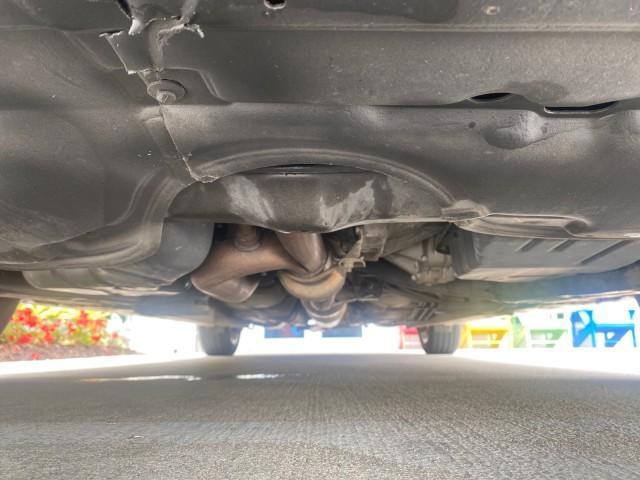 2011 Sandy Beach Metallic /Ivory Toyota Avalon Limited LEATHER LOADED SUNROOF (4T1BK3DB8BU) with an 3.5L DOHC EFI 24-Valve V6 Engine engine, Automatic transmission, located at 4701 North Dixie Hwy, Pompano Beach, FL, 33064, (954) 422-2889, 26.240938, -80.123474 - OUR WEBPAGE FLORIDACARS1.COM HAS OVER 100 PHOTOS AND FREE CARFAX LINK 2011 Toyota Avalon LIMITED LEATHER SUNROOF THE DASH HAS ABSOLUTELY NO CRACKS Sedan 4 DR 3.5L V6 F DOHC 24V Gasoline 29 MPG Front Wheel Drive Features A/C Seat(s) ABS Brakes Air Conditioning Alloy Wheels AM/FM Stereo Automatic Tran - Photo#21