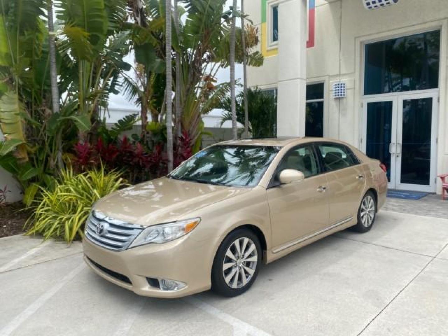 2011 Sandy Beach Metallic /Ivory Toyota Avalon Limited LEATHER LOADED SUNROOF (4T1BK3DB8BU) with an 3.5L DOHC EFI 24-Valve V6 Engine engine, Automatic transmission, located at 4701 North Dixie Hwy, Pompano Beach, FL, 33064, (954) 422-2889, 26.240938, -80.123474 - OUR WEBPAGE FLORIDACARS1.COM HAS OVER 100 PHOTOS AND FREE CARFAX LINK 2011 Toyota Avalon LIMITED LEATHER SUNROOF THE DASH HAS ABSOLUTELY NO CRACKS Sedan 4 DR 3.5L V6 F DOHC 24V Gasoline 29 MPG Front Wheel Drive Features A/C Seat(s) ABS Brakes Air Conditioning Alloy Wheels AM/FM Stereo Automatic Tran- Photo#28