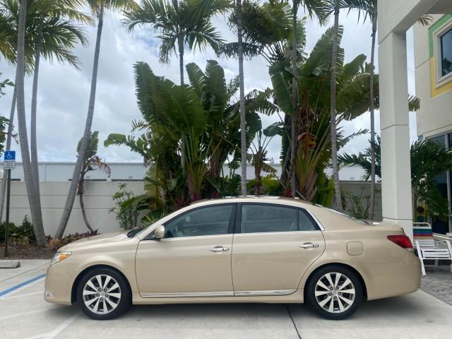 2011 Sandy Beach Metallic /Ivory Toyota Avalon Limited LEATHER LOADED SUNROOF (4T1BK3DB8BU) with an 3.5L DOHC EFI 24-Valve V6 Engine engine, Automatic transmission, located at 4701 North Dixie Hwy, Pompano Beach, FL, 33064, (954) 422-2889, 26.240938, -80.123474 - OUR WEBPAGE FLORIDACARS1.COM HAS OVER 100 PHOTOS AND FREE CARFAX LINK 2011 Toyota Avalon LIMITED LEATHER SUNROOF THE DASH HAS ABSOLUTELY NO CRACKS Sedan 4 DR 3.5L V6 F DOHC 24V Gasoline 29 MPG Front Wheel Drive Features A/C Seat(s) ABS Brakes Air Conditioning Alloy Wheels AM/FM Stereo Automatic Tran - Photo#30