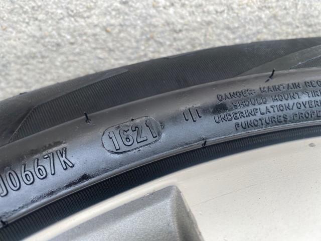 2011 Sandy Beach Metallic /Ivory Toyota Avalon Limited LEATHER LOADED SUNROOF (4T1BK3DB8BU) with an 3.5L DOHC EFI 24-Valve V6 Engine engine, Automatic transmission, located at 4701 North Dixie Hwy, Pompano Beach, FL, 33064, (954) 422-2889, 26.240938, -80.123474 - OUR WEBPAGE FLORIDACARS1.COM HAS OVER 100 PHOTOS AND FREE CARFAX LINK 2011 Toyota Avalon LIMITED LEATHER SUNROOF THE DASH HAS ABSOLUTELY NO CRACKS Sedan 4 DR 3.5L V6 F DOHC 24V Gasoline 29 MPG Front Wheel Drive Features A/C Seat(s) ABS Brakes Air Conditioning Alloy Wheels AM/FM Stereo Automatic Tran - Photo#36