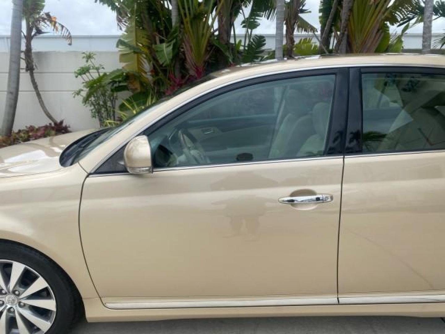 2011 Sandy Beach Metallic /Ivory Toyota Avalon Limited LEATHER LOADED SUNROOF (4T1BK3DB8BU) with an 3.5L DOHC EFI 24-Valve V6 Engine engine, Automatic transmission, located at 4701 North Dixie Hwy, Pompano Beach, FL, 33064, (954) 422-2889, 26.240938, -80.123474 - OUR WEBPAGE FLORIDACARS1.COM HAS OVER 100 PHOTOS AND FREE CARFAX LINK 2011 Toyota Avalon LIMITED LEATHER SUNROOF THE DASH HAS ABSOLUTELY NO CRACKS Sedan 4 DR 3.5L V6 F DOHC 24V Gasoline 29 MPG Front Wheel Drive Features A/C Seat(s) ABS Brakes Air Conditioning Alloy Wheels AM/FM Stereo Automatic Tran- Photo#37