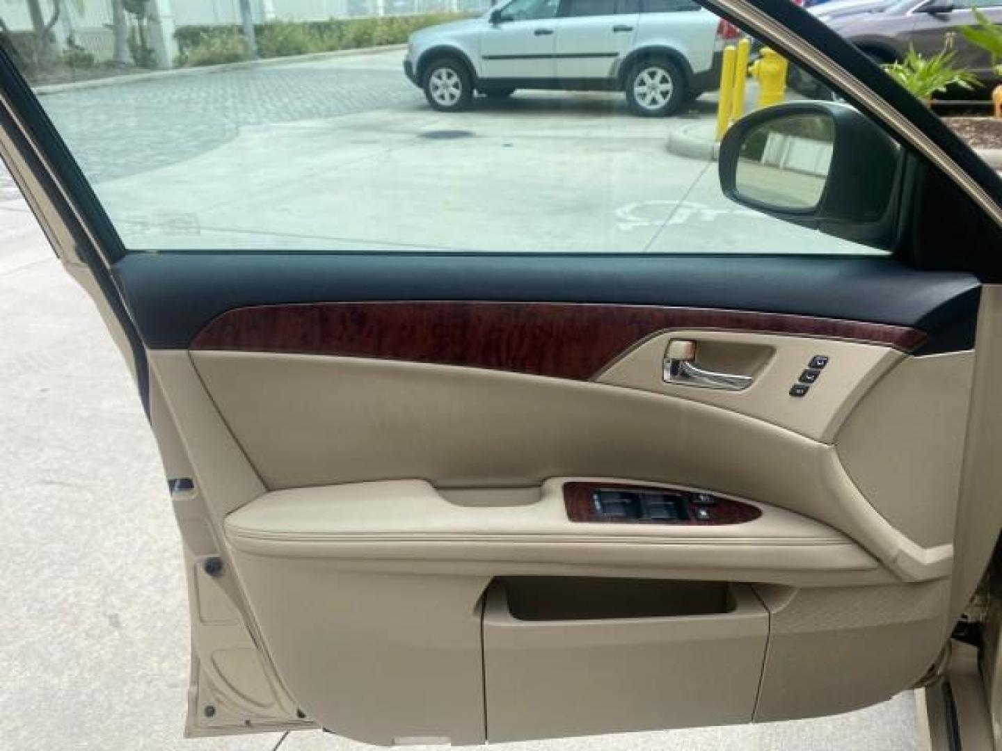 2011 Sandy Beach Metallic /Ivory Toyota Avalon Limited LEATHER LOADED SUNROOF (4T1BK3DB8BU) with an 3.5L DOHC EFI 24-Valve V6 Engine engine, Automatic transmission, located at 4701 North Dixie Hwy, Pompano Beach, FL, 33064, (954) 422-2889, 26.240938, -80.123474 - OUR WEBPAGE FLORIDACARS1.COM HAS OVER 100 PHOTOS AND FREE CARFAX LINK 2011 Toyota Avalon LIMITED LEATHER SUNROOF THE DASH HAS ABSOLUTELY NO CRACKS Sedan 4 DR 3.5L V6 F DOHC 24V Gasoline 29 MPG Front Wheel Drive Features A/C Seat(s) ABS Brakes Air Conditioning Alloy Wheels AM/FM Stereo Automatic Tran- Photo#41