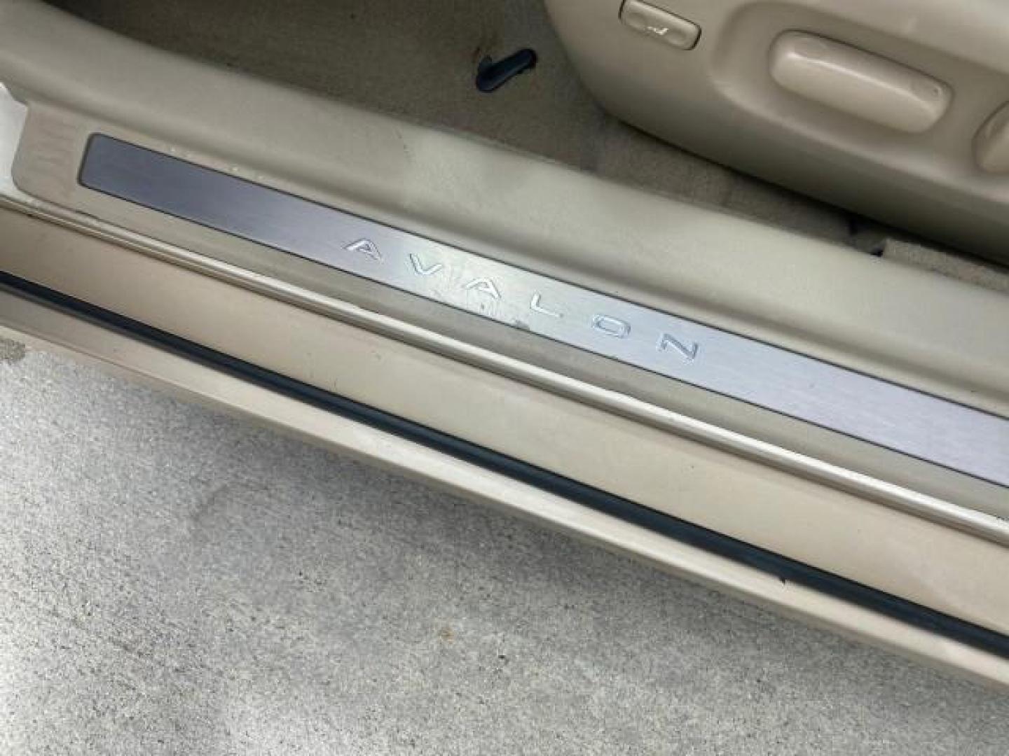 2011 Sandy Beach Metallic /Ivory Toyota Avalon Limited LEATHER LOADED SUNROOF (4T1BK3DB8BU) with an 3.5L DOHC EFI 24-Valve V6 Engine engine, Automatic transmission, located at 4701 North Dixie Hwy, Pompano Beach, FL, 33064, (954) 422-2889, 26.240938, -80.123474 - OUR WEBPAGE FLORIDACARS1.COM HAS OVER 100 PHOTOS AND FREE CARFAX LINK 2011 Toyota Avalon LIMITED LEATHER SUNROOF THE DASH HAS ABSOLUTELY NO CRACKS Sedan 4 DR 3.5L V6 F DOHC 24V Gasoline 29 MPG Front Wheel Drive Features A/C Seat(s) ABS Brakes Air Conditioning Alloy Wheels AM/FM Stereo Automatic Tran- Photo#42