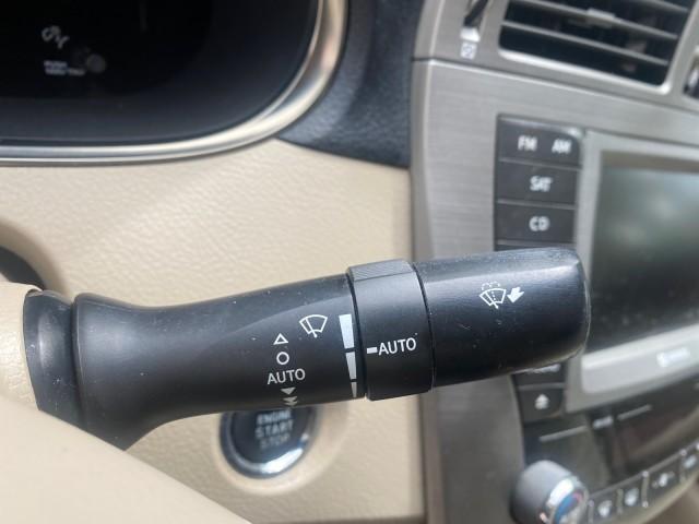 2011 Sandy Beach Metallic /Ivory Toyota Avalon Limited LEATHER LOADED SUNROOF (4T1BK3DB8BU) with an 3.5L DOHC EFI 24-Valve V6 Engine engine, Automatic transmission, located at 4701 North Dixie Hwy, Pompano Beach, FL, 33064, (954) 422-2889, 26.240938, -80.123474 - OUR WEBPAGE FLORIDACARS1.COM HAS OVER 100 PHOTOS AND FREE CARFAX LINK 2011 Toyota Avalon LIMITED LEATHER SUNROOF THE DASH HAS ABSOLUTELY NO CRACKS Sedan 4 DR 3.5L V6 F DOHC 24V Gasoline 29 MPG Front Wheel Drive Features A/C Seat(s) ABS Brakes Air Conditioning Alloy Wheels AM/FM Stereo Automatic Tran - Photo#56