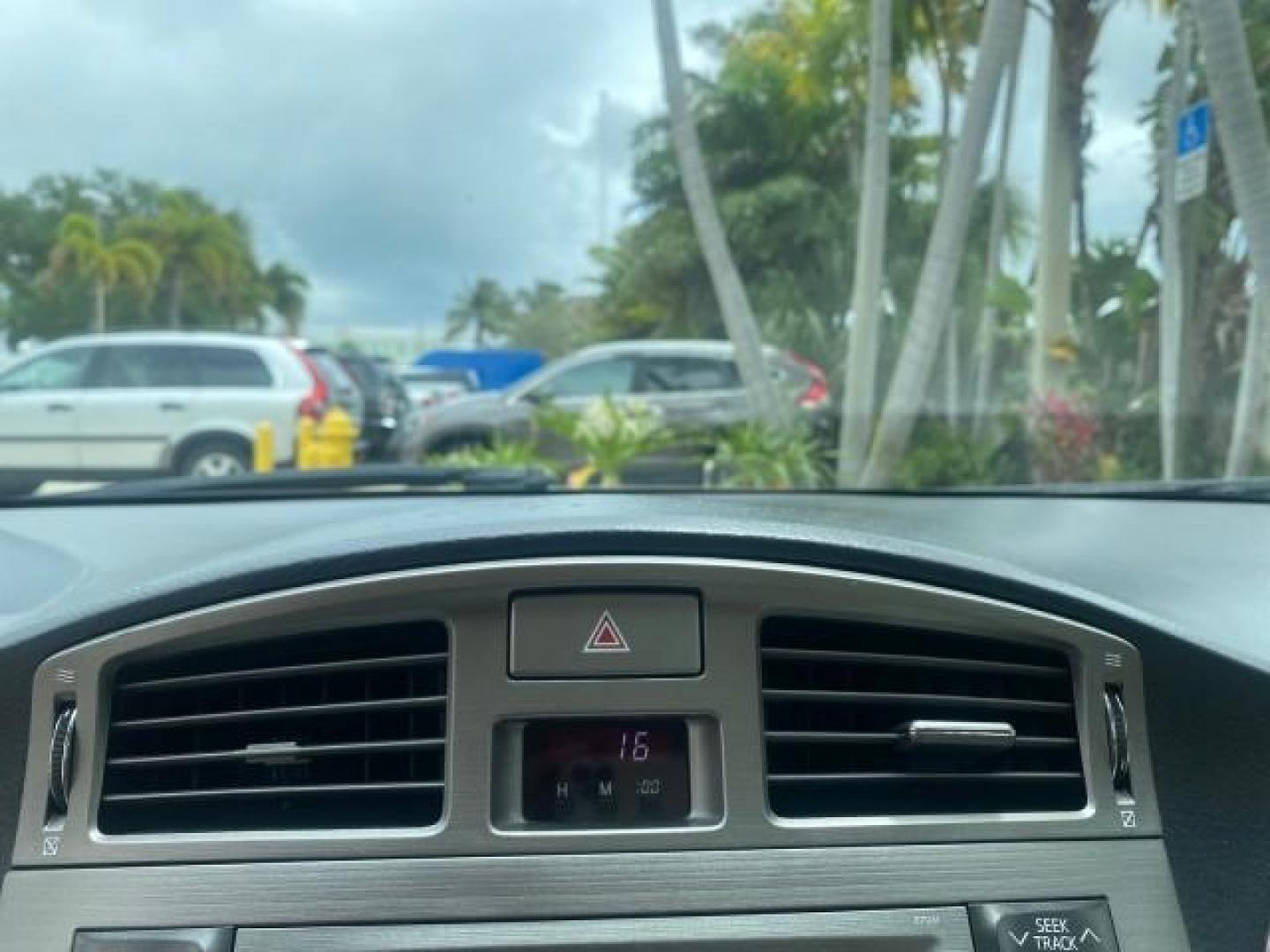 2011 Sandy Beach Metallic /Ivory Toyota Avalon Limited LEATHER LOADED SUNROOF (4T1BK3DB8BU) with an 3.5L DOHC EFI 24-Valve V6 Engine engine, Automatic transmission, located at 4701 North Dixie Hwy, Pompano Beach, FL, 33064, (954) 422-2889, 26.240938, -80.123474 - OUR WEBPAGE FLORIDACARS1.COM HAS OVER 100 PHOTOS AND FREE CARFAX LINK 2011 Toyota Avalon LIMITED LEATHER SUNROOF THE DASH HAS ABSOLUTELY NO CRACKS Sedan 4 DR 3.5L V6 F DOHC 24V Gasoline 29 MPG Front Wheel Drive Features A/C Seat(s) ABS Brakes Air Conditioning Alloy Wheels AM/FM Stereo Automatic Tran- Photo#62