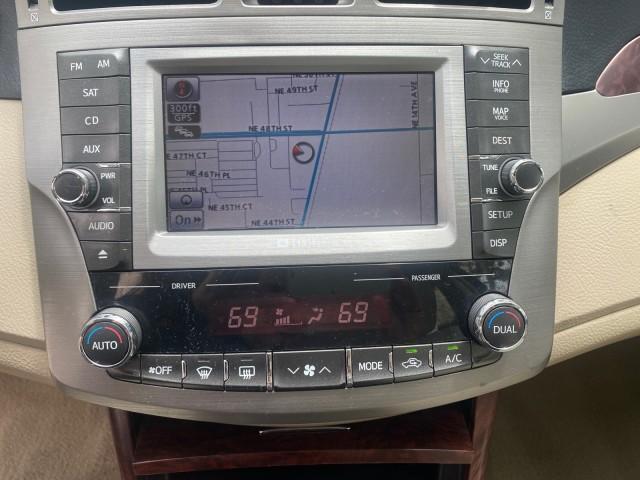 2011 Sandy Beach Metallic /Ivory Toyota Avalon Limited LEATHER LOADED SUNROOF (4T1BK3DB8BU) with an 3.5L DOHC EFI 24-Valve V6 Engine engine, Automatic transmission, located at 4701 North Dixie Hwy, Pompano Beach, FL, 33064, (954) 422-2889, 26.240938, -80.123474 - OUR WEBPAGE FLORIDACARS1.COM HAS OVER 100 PHOTOS AND FREE CARFAX LINK 2011 Toyota Avalon LIMITED LEATHER SUNROOF THE DASH HAS ABSOLUTELY NO CRACKS Sedan 4 DR 3.5L V6 F DOHC 24V Gasoline 29 MPG Front Wheel Drive Features A/C Seat(s) ABS Brakes Air Conditioning Alloy Wheels AM/FM Stereo Automatic Tran - Photo#63