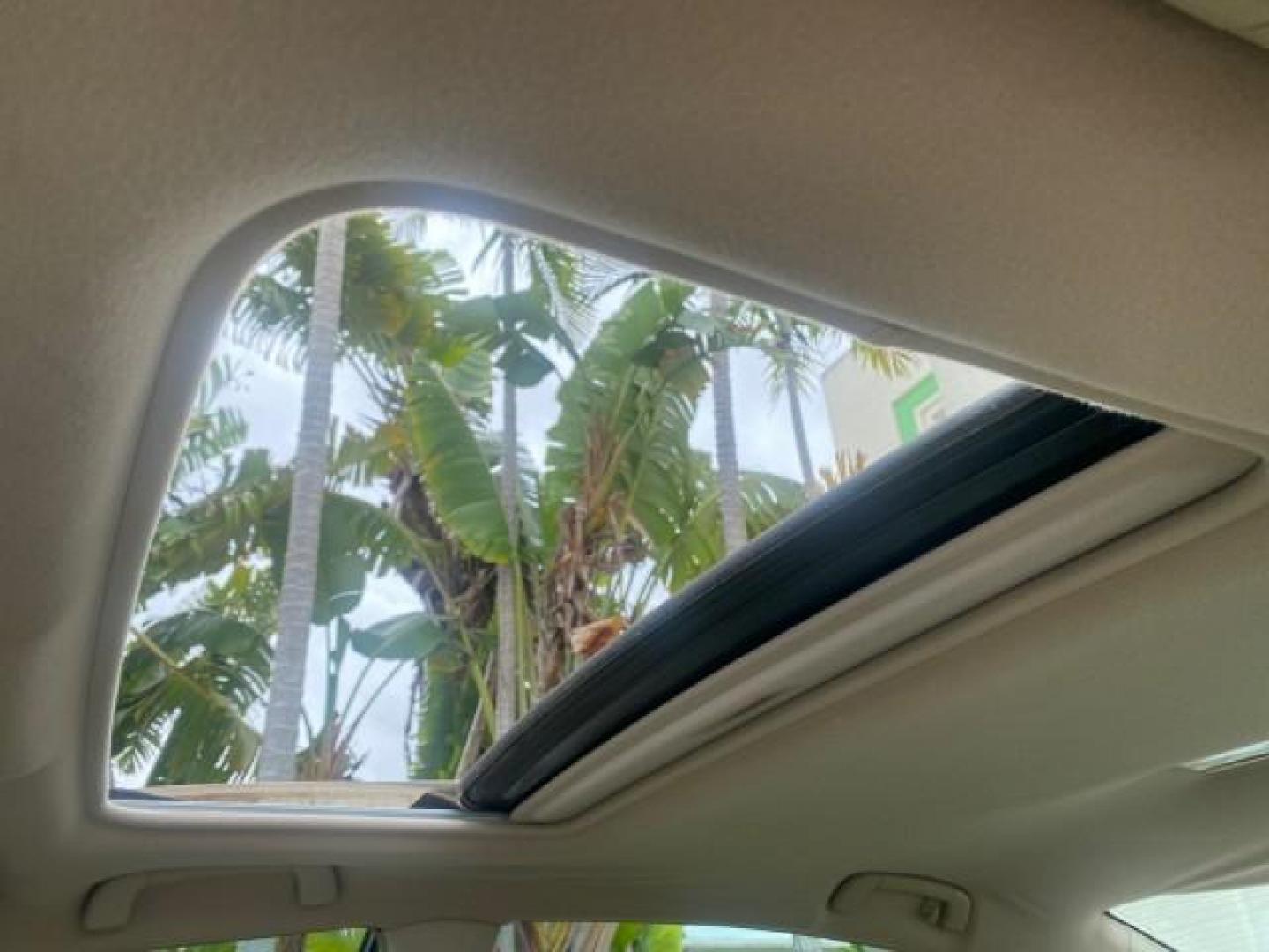 2011 Sandy Beach Metallic /Ivory Toyota Avalon Limited LEATHER LOADED SUNROOF (4T1BK3DB8BU) with an 3.5L DOHC EFI 24-Valve V6 Engine engine, Automatic transmission, located at 4701 North Dixie Hwy, Pompano Beach, FL, 33064, (954) 422-2889, 26.240938, -80.123474 - OUR WEBPAGE FLORIDACARS1.COM HAS OVER 100 PHOTOS AND FREE CARFAX LINK 2011 Toyota Avalon LIMITED LEATHER SUNROOF THE DASH HAS ABSOLUTELY NO CRACKS Sedan 4 DR 3.5L V6 F DOHC 24V Gasoline 29 MPG Front Wheel Drive Features A/C Seat(s) ABS Brakes Air Conditioning Alloy Wheels AM/FM Stereo Automatic Tran- Photo#77