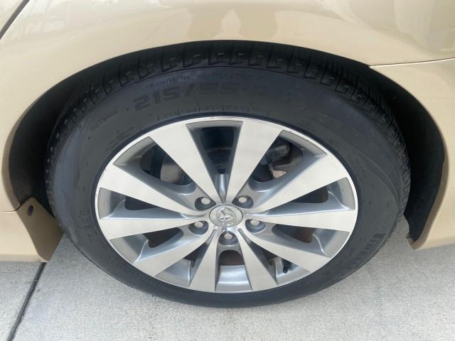 2011 Sandy Beach Metallic /Ivory Toyota Avalon Limited LEATHER LOADED SUNROOF (4T1BK3DB8BU) with an 3.5L DOHC EFI 24-Valve V6 Engine engine, Automatic transmission, located at 4701 North Dixie Hwy, Pompano Beach, FL, 33064, (954) 422-2889, 26.240938, -80.123474 - OUR WEBPAGE FLORIDACARS1.COM HAS OVER 100 PHOTOS AND FREE CARFAX LINK 2011 Toyota Avalon LIMITED LEATHER SUNROOF THE DASH HAS ABSOLUTELY NO CRACKS Sedan 4 DR 3.5L V6 F DOHC 24V Gasoline 29 MPG Front Wheel Drive Features A/C Seat(s) ABS Brakes Air Conditioning Alloy Wheels AM/FM Stereo Automatic Tran - Photo#94