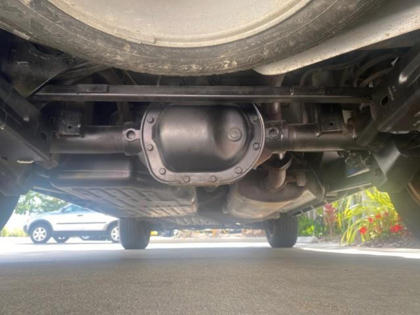 2006 Dark Khaki Pearl /Dark Khaki/Lght Graystone Jeep Grand Cherokee Overland LOW MILES 57,372 1 OWNER 4WD (1J8HR68226C) with an 5.7L Hemi Multi Displacement Engine engine, Automatic transmission, located at 4701 North Dixie Hwy, Pompano Beach, FL, 33064, (954) 422-2889, 26.240938, -80.123474 - OUR WEBPAGE FLORIDACARS1.COM HAS OVER 100 PHOTOS AND FREE CARFAX LINK 2006 Jeep Grand Cherokee Overland 1 OWNER 4WD 4 Door Wagon/Sport Utility 5.7L V8 F Gasoline 19 MPG Rear Wheel Drive w/ 4X4 Features 4WD/AWD ABS Brakes Air Conditioning Alloy Wheels AM/FM Stereo Automatic Transmission Auxiliary Aud- Photo#22