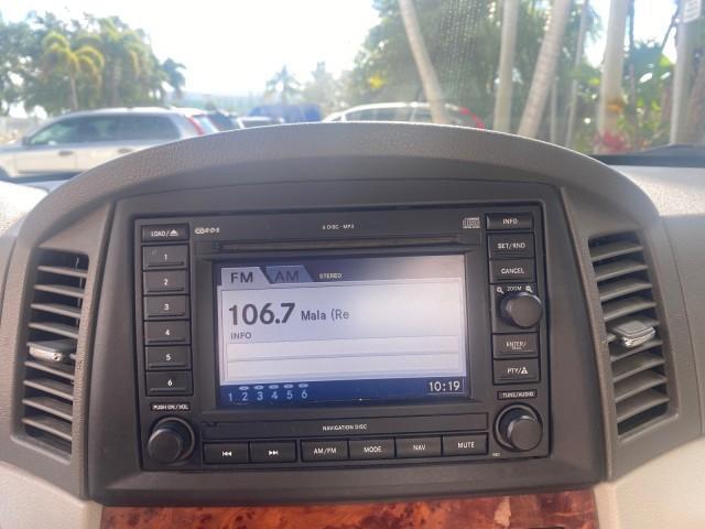 2006 Light Khaki Metallic /Dark Khaki/Lght Graystone Jeep Grand Cherokee Overland LOW MILES 57,372 1 OWNER 4WD (1J8HR68226C) with an 5.7L Hemi Multi Displacement Engine engine, Automatic transmission, located at 4701 North Dixie Hwy, Pompano Beach, FL, 33064, (954) 422-2889, 26.240938, -80.123474 - OUR WEBPAGE FLORIDACARS1.COM HAS OVER 100 PHOTOS AND FREE CARFAX LINK 2006 Jeep Grand Cherokee Overland 1 OWNER 4WD 4 Door Wagon/Sport Utility 5.7L V8 F Gasoline 19 MPG Rear Wheel Drive w/ 4X4 Features 4WD/AWD ABS Brakes Air Conditioning Alloy Wheels AM/FM Stereo Automatic Transmission Auxiliary Aud - Photo#56