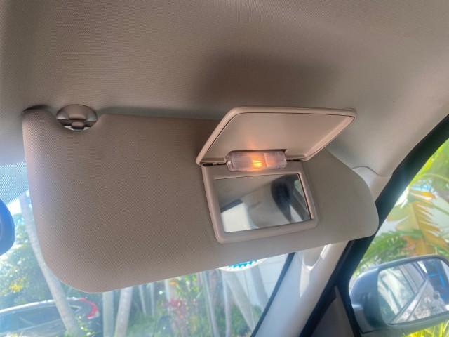 2006 Light Khaki Metallic /Dark Khaki/Lght Graystone Jeep Grand Cherokee Overland LOW MILES 57,372 1 OWNER 4WD (1J8HR68226C) with an 5.7L Hemi Multi Displacement Engine engine, Automatic transmission, located at 4701 North Dixie Hwy, Pompano Beach, FL, 33064, (954) 422-2889, 26.240938, -80.123474 - OUR WEBPAGE FLORIDACARS1.COM HAS OVER 100 PHOTOS AND FREE CARFAX LINK 2006 Jeep Grand Cherokee Overland 1 OWNER 4WD 4 Door Wagon/Sport Utility 5.7L V8 F Gasoline 19 MPG Rear Wheel Drive w/ 4X4 Features 4WD/AWD ABS Brakes Air Conditioning Alloy Wheels AM/FM Stereo Automatic Transmission Auxiliary Aud - Photo#69