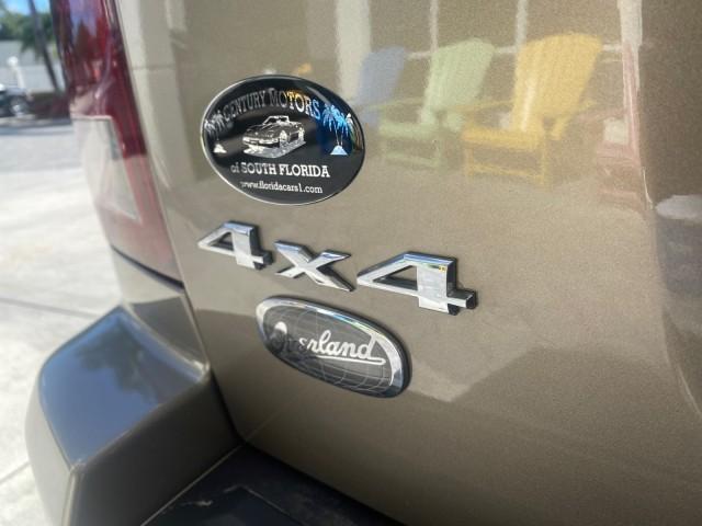 2006 Light Khaki Metallic /Dark Khaki/Lght Graystone Jeep Grand Cherokee Overland LOW MILES 57,372 1 OWNER 4WD (1J8HR68226C) with an 5.7L Hemi Multi Displacement Engine engine, Automatic transmission, located at 4701 North Dixie Hwy, Pompano Beach, FL, 33064, (954) 422-2889, 26.240938, -80.123474 - OUR WEBPAGE FLORIDACARS1.COM HAS OVER 100 PHOTOS AND FREE CARFAX LINK 2006 Jeep Grand Cherokee Overland 1 OWNER 4WD 4 Door Wagon/Sport Utility 5.7L V8 F Gasoline 19 MPG Rear Wheel Drive w/ 4X4 Features 4WD/AWD ABS Brakes Air Conditioning Alloy Wheels AM/FM Stereo Automatic Transmission Auxiliary Aud - Photo#95