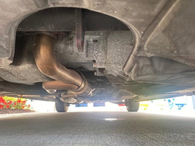 2005 Redrock Pearl /Ivory Honda Odyssey TOURING LOW MILES 62,337 FL (5FNRL38815B) with an 3.5L SOHC MPFI 24-Valve i-VTEC V6 Engine engine, Automatic transmission, located at 4701 North Dixie Hwy, Pompano Beach, FL, 33064, (954) 422-2889, 26.240938, -80.123474 - OUR WEBPAGE FLORIDACARS1.COM HAS OVER 100 PHOTOS AND FREE CARFAX LINK 2005 Honda Odyssey Touring LOADED LEATHER SUNROOF NAVIGATION Van 3.5L V6 F SOHC 24V Gasoline 28 MPG Front Wheel Drive Features ABS Brakes Air Conditioning Alloy Wheels AM/FM Stereo Automatic Transmission Auxiliary Audio Input CD A - Photo#21