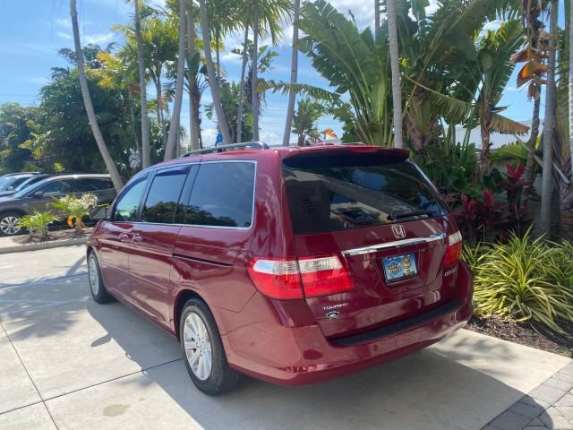 2005 Redrock Pearl /Ivory Honda Odyssey TOURING LOW MILES 62,337 FL (5FNRL38815B) with an 3.5L SOHC MPFI 24-Valve i-VTEC V6 Engine engine, Automatic transmission, located at 4701 North Dixie Hwy, Pompano Beach, FL, 33064, (954) 422-2889, 26.240938, -80.123474 - OUR WEBPAGE FLORIDACARS1.COM HAS OVER 100 PHOTOS AND FREE CARFAX LINK 2005 Honda Odyssey Touring LOADED LEATHER SUNROOF NAVIGATION Van 3.5L V6 F SOHC 24V Gasoline 28 MPG Front Wheel Drive Features ABS Brakes Air Conditioning Alloy Wheels AM/FM Stereo Automatic Transmission Auxiliary Audio Input CD A - Photo#30