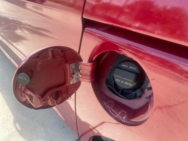 2005 Redrock Pearl /Ivory Honda Odyssey TOURING LOW MILES 62,337 FL (5FNRL38815B) with an 3.5L SOHC MPFI 24-Valve i-VTEC V6 Engine engine, Automatic transmission, located at 4701 North Dixie Hwy, Pompano Beach, FL, 33064, (954) 422-2889, 26.240938, -80.123474 - OUR WEBPAGE FLORIDACARS1.COM HAS OVER 100 PHOTOS AND FREE CARFAX LINK 2005 Honda Odyssey Touring LOADED LEATHER SUNROOF NAVIGATION Van 3.5L V6 F SOHC 24V Gasoline 28 MPG Front Wheel Drive Features ABS Brakes Air Conditioning Alloy Wheels AM/FM Stereo Automatic Transmission Auxiliary Audio Input CD A - Photo#98