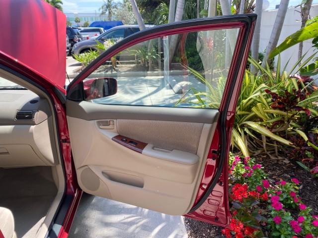 2005 Impulse Red Pearl /Light Gray Toyota Corolla S LOW MILES 48,006 1 OWNER (1NXBR30E15Z) with an 1.8L DOHC SEFI 16-Valve 4-Cyl Aluminum Engine engine, Automatic transmission, located at 4701 North Dixie Hwy, Pompano Beach, FL, 33064, (954) 422-2889, 26.240938, -80.123474 - OUR WEBPAGE FLORIDACARS1.COM HAS OVER 100 PHOTOS AND FREE CARFAX LINK 2005 Toyota Corolla S 1 OWNER Sedan 4 DR 1.8L I4 F DOHC 16V Gasoline 38 MPG Front Wheel Drive Features Air Conditioning AM/FM Stereo Automatic Transmission CD Audio Cloth Seats Cruise Control Power Locks Power Mirrors Power Window - Photo#11