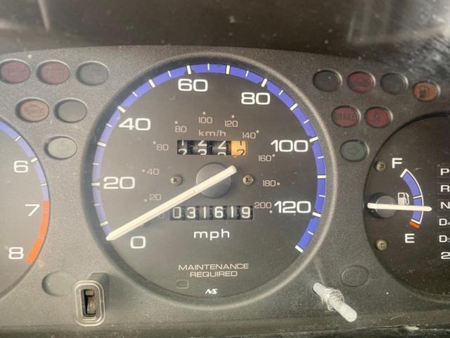 2000 Taffeta White /Gray Honda Civic LX LOW MILES 31,619 1 OWNER (2HGEJ667XYH) with an 1.6L SOHC 16-Valve I4 Engine engine, Automatic transmission, located at 4701 North Dixie Hwy, Pompano Beach, FL, 33064, (954) 422-2889, 26.240938, -80.123474 - OUR WEBPAGE FLORIDACARS1.COM HAS OVER 100 PHOTOS AND FREE CARFAX LINK 2000 Honda Civic LX 1 OWNER Sedan 4 DR 1.6L I4 F SOHC 16V Gasoline 36 MPG Front Wheel Drive Features ABS Brakes Air Conditioning AM/FM Stereo Automatic Transmission Cloth Seats Cruise Control Power Locks Power Mirrors Power Window - Photo#18