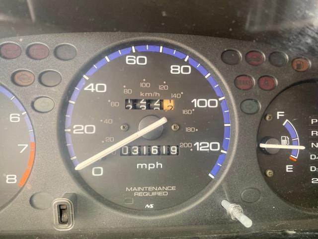 2000 Taffeta White /Gray Honda Civic LX LOW MILES 31,619 1 OWNER (2HGEJ667XYH) with an 1.6L SOHC 16-Valve I4 Engine engine, Automatic transmission, located at 4701 North Dixie Hwy, Pompano Beach, FL, 33064, (954) 422-2889, 26.240938, -80.123474 - OUR WEBPAGE FLORIDACARS1.COM HAS OVER 100 PHOTOS AND FREE CARFAX LINK 2000 Honda Civic LX 1 OWNER Sedan 4 DR 1.6L I4 F SOHC 16V Gasoline 36 MPG Front Wheel Drive Features ABS Brakes Air Conditioning AM/FM Stereo Automatic Transmission Cloth Seats Cruise Control Power Locks Power Mirrors Power Window - Photo#18