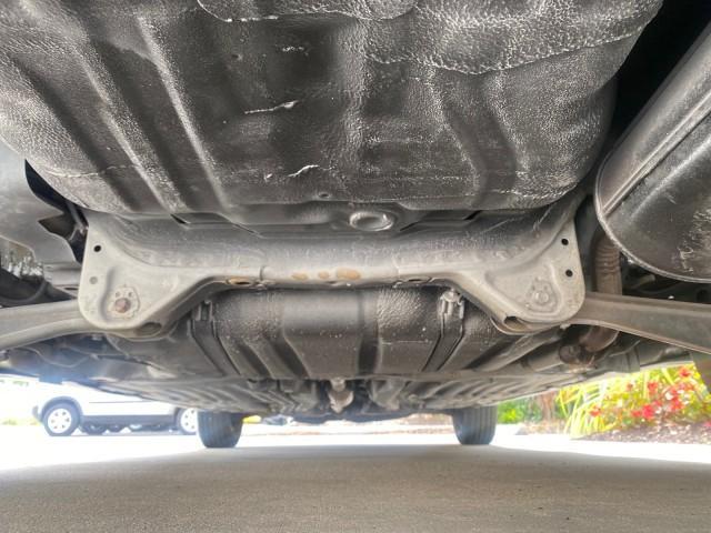 2000 Taffeta White /Gray Honda Civic LX LOW MILES 31,619 1 OWNER (2HGEJ667XYH) with an 1.6L SOHC 16-Valve I4 Engine engine, Automatic transmission, located at 4701 North Dixie Hwy, Pompano Beach, FL, 33064, (954) 422-2889, 26.240938, -80.123474 - OUR WEBPAGE FLORIDACARS1.COM HAS OVER 100 PHOTOS AND FREE CARFAX LINK 2000 Honda Civic LX 1 OWNER Sedan 4 DR 1.6L I4 F SOHC 16V Gasoline 36 MPG Front Wheel Drive Features ABS Brakes Air Conditioning AM/FM Stereo Automatic Transmission Cloth Seats Cruise Control Power Locks Power Mirrors Power Window - Photo#22