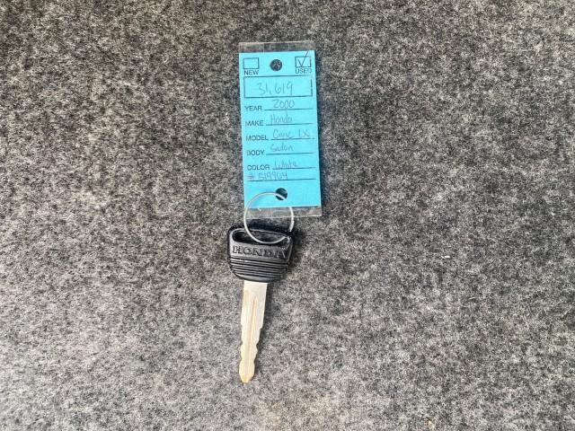 2000 Taffeta White /Gray Honda Civic LX LOW MILES 31,619 1 OWNER (2HGEJ667XYH) with an 1.6L SOHC 16-Valve I4 Engine engine, Automatic transmission, located at 4701 North Dixie Hwy, Pompano Beach, FL, 33064, (954) 422-2889, 26.240938, -80.123474 - OUR WEBPAGE FLORIDACARS1.COM HAS OVER 100 PHOTOS AND FREE CARFAX LINK 2000 Honda Civic LX 1 OWNER Sedan 4 DR 1.6L I4 F SOHC 16V Gasoline 36 MPG Front Wheel Drive Features ABS Brakes Air Conditioning AM/FM Stereo Automatic Transmission Cloth Seats Cruise Control Power Locks Power Mirrors Power Window - Photo#23