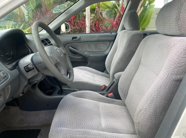 2000 Taffeta White /Gray Honda Civic LX LOW MILES 31,619 1 OWNER (2HGEJ667XYH) with an 1.6L SOHC 16-Valve I4 Engine engine, Automatic transmission, located at 4701 North Dixie Hwy, Pompano Beach, FL, 33064, (954) 422-2889, 26.240938, -80.123474 - OUR WEBPAGE FLORIDACARS1.COM HAS OVER 100 PHOTOS AND FREE CARFAX LINK 2000 Honda Civic LX 1 OWNER Sedan 4 DR 1.6L I4 F SOHC 16V Gasoline 36 MPG Front Wheel Drive Features ABS Brakes Air Conditioning AM/FM Stereo Automatic Transmission Cloth Seats Cruise Control Power Locks Power Mirrors Power Window - Photo#42