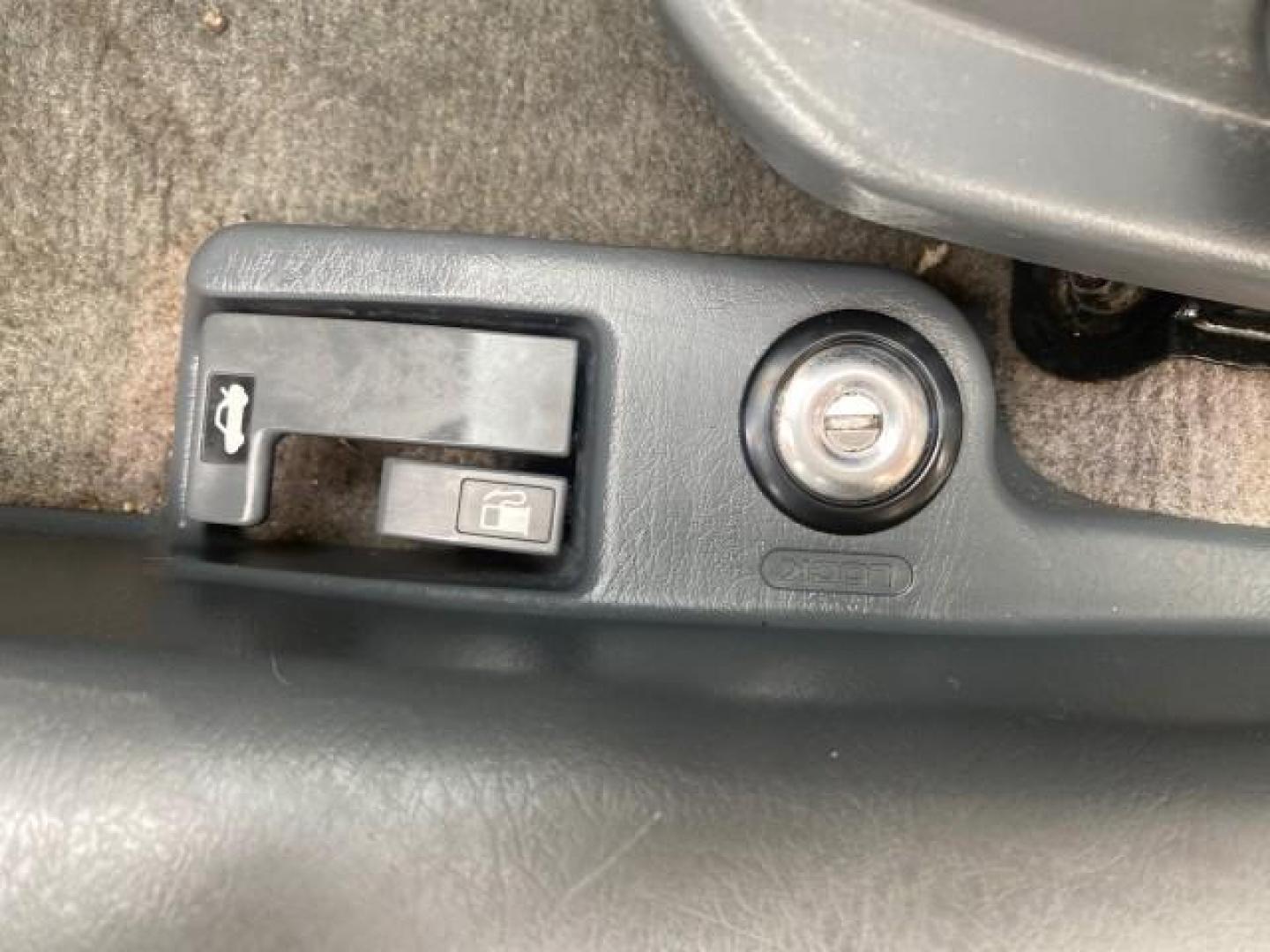 2000 Taffeta White /Gray Honda Civic LX LOW MILES 31,619 1 OWNER (2HGEJ667XYH) with an 1.6L SOHC 16-Valve I4 Engine engine, Automatic transmission, located at 4701 North Dixie Hwy, Pompano Beach, FL, 33064, (954) 422-2889, 26.240938, -80.123474 - OUR WEBPAGE FLORIDACARS1.COM HAS OVER 100 PHOTOS AND FREE CARFAX LINK 2000 Honda Civic LX 1 OWNER Sedan 4 DR 1.6L I4 F SOHC 16V Gasoline 36 MPG Front Wheel Drive Features ABS Brakes Air Conditioning AM/FM Stereo Automatic Transmission Cloth Seats Cruise Control Power Locks Power Mirrors Power Window - Photo#62