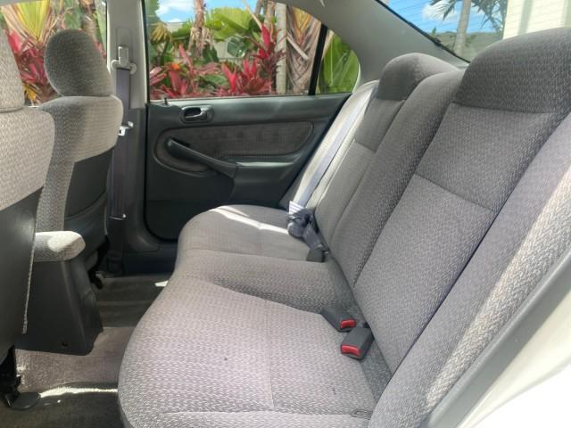 2000 Taffeta White /Gray Honda Civic LX LOW MILES 31,619 1 OWNER (2HGEJ667XYH) with an 1.6L SOHC 16-Valve I4 Engine engine, Automatic transmission, located at 4701 North Dixie Hwy, Pompano Beach, FL, 33064, (954) 422-2889, 26.240938, -80.123474 - OUR WEBPAGE FLORIDACARS1.COM HAS OVER 100 PHOTOS AND FREE CARFAX LINK 2000 Honda Civic LX 1 OWNER Sedan 4 DR 1.6L I4 F SOHC 16V Gasoline 36 MPG Front Wheel Drive Features ABS Brakes Air Conditioning AM/FM Stereo Automatic Transmission Cloth Seats Cruise Control Power Locks Power Mirrors Power Window - Photo#67