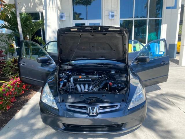2004 Graphite Pearl /Gray Honda Accord Sdn LX LOW MILES 68,079 (1HGCM56344A) with an 2.4L DOHC MPFI 16-Valve i-VTEC I4 Engine engine, Automatic transmission, located at 4701 North Dixie Hwy, Pompano Beach, FL, 33064, (954) 422-2889, 26.240938, -80.123474 - OUR WEBPAGE FLORIDACARS1.COM HAS OVER 100 PHOTOS AND FREE CARFAX LINK 2004 Honda Accord LX Sedan 4 DR 2.4L I4 F DOHC Gasoline 34 MPG Front Wheel Drive Features ABS Brakes Air Conditioning AM/FM Stereo Automatic Transmission Cassette Player CD Audio Cloth Seats Cruise Control Power Locks Power Mirror - Photo#17
