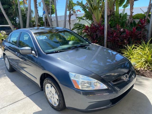 2004 Graphite Pearl /Gray Honda Accord Sdn LX LOW MILES 68,079 (1HGCM56344A) with an 2.4L DOHC MPFI 16-Valve i-VTEC I4 Engine engine, Automatic transmission, located at 4701 North Dixie Hwy, Pompano Beach, FL, 33064, (954) 422-2889, 26.240938, -80.123474 - OUR WEBPAGE FLORIDACARS1.COM HAS OVER 100 PHOTOS AND FREE CARFAX LINK 2004 Honda Accord LX Sedan 4 DR 2.4L I4 F DOHC Gasoline 34 MPG Front Wheel Drive Features ABS Brakes Air Conditioning AM/FM Stereo Automatic Transmission Cassette Player CD Audio Cloth Seats Cruise Control Power Locks Power Mirror - Photo#97